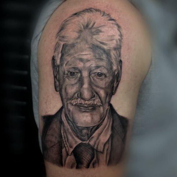 Tatuaje de Walter