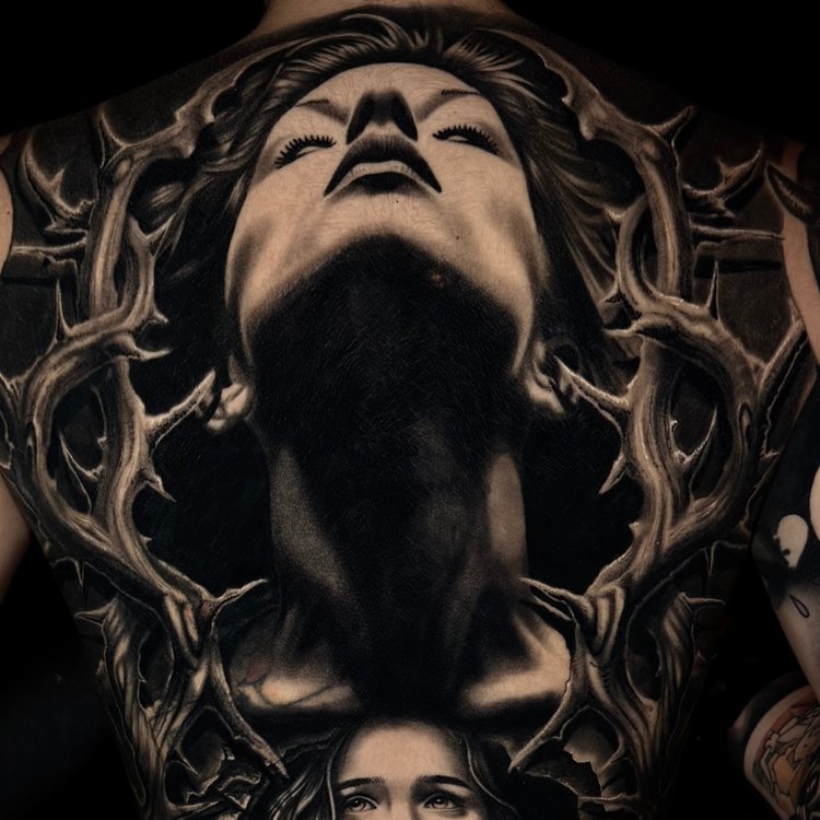 Tatuaje de Ali Lionhouse