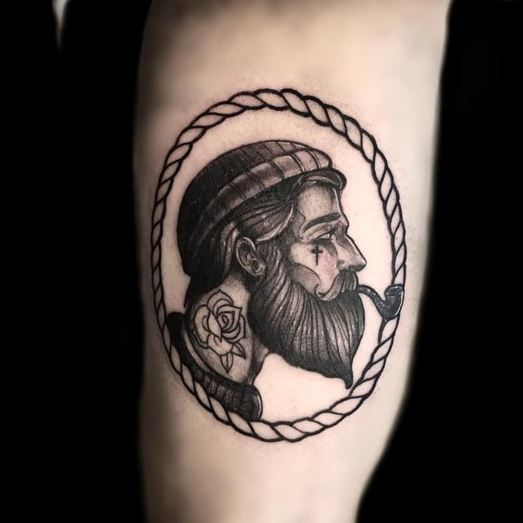 Tatuaje de Efe Tattoos (Facundo Musa)
