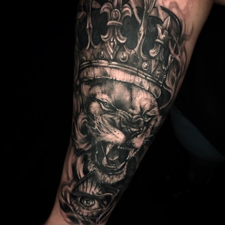 Tatuaje de Efe Tattoos (Facundo Musa)