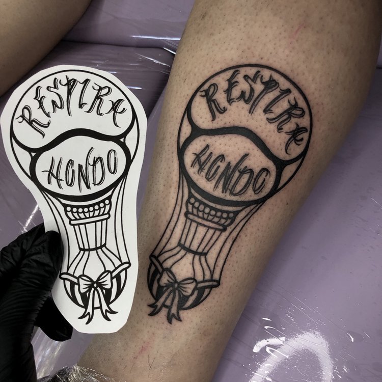 Tatuaje de Busy B Ink