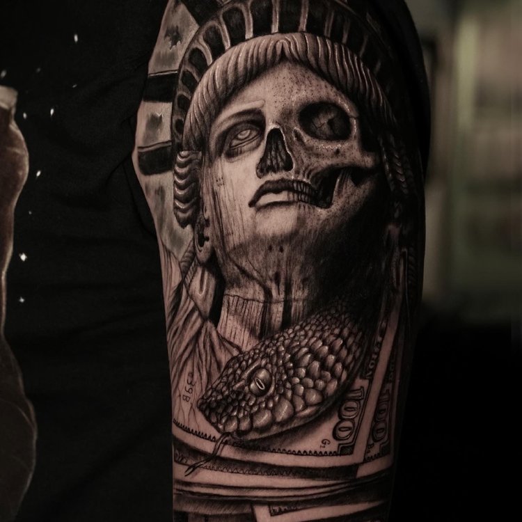 Tatuaje de Max Demian