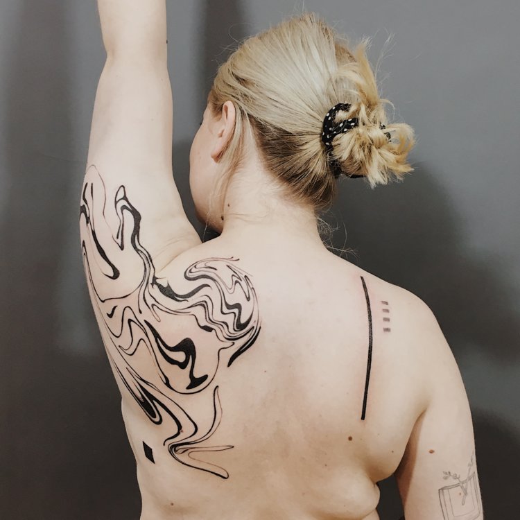 Tatuaje de Lala Birger