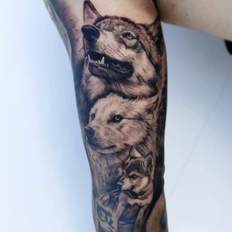 Tatuaje de Adrián Crow