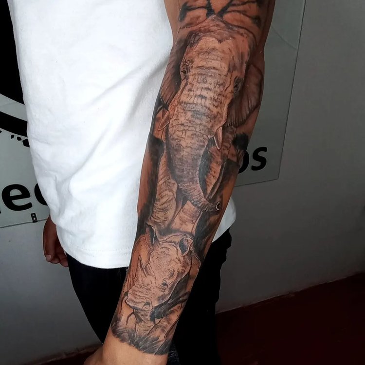 Tatuaje de Roberto Deleon