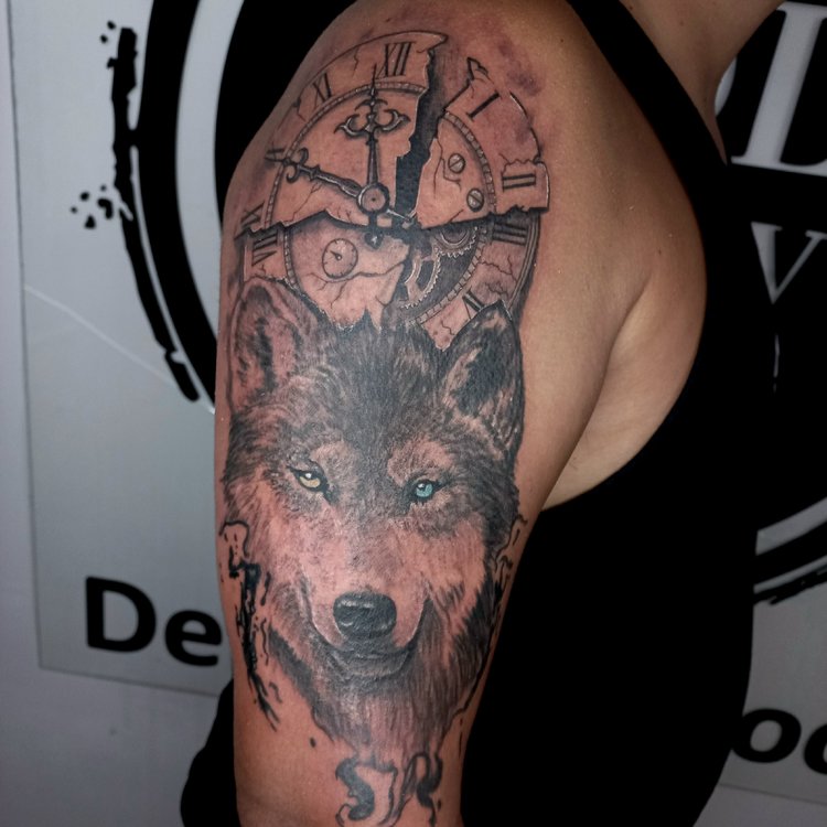 Tatuaje de Roberto Deleon
