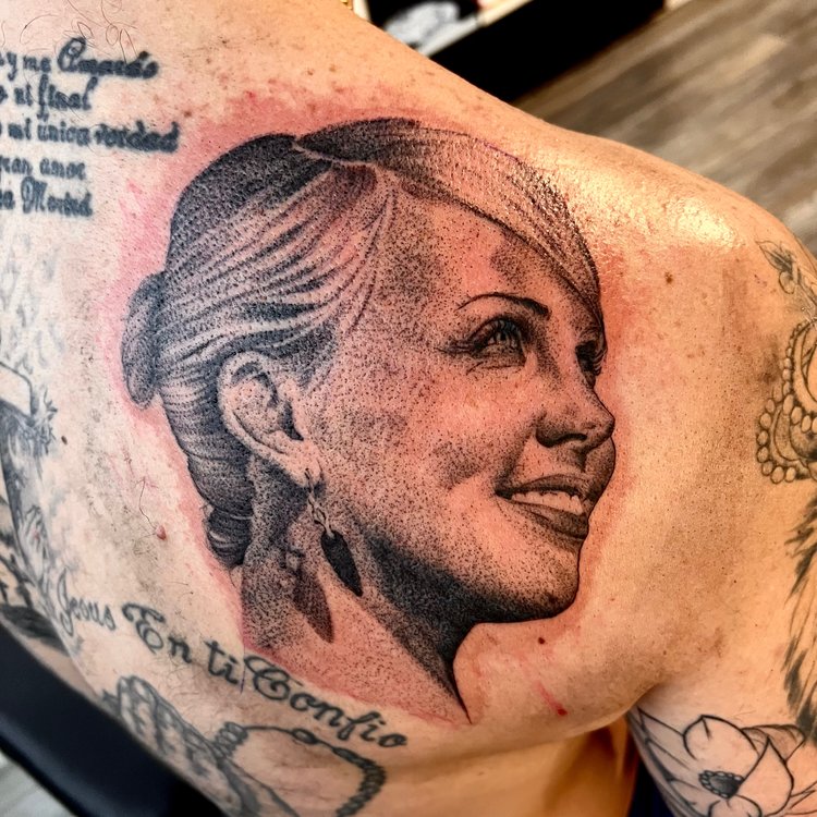 Tatuaje de Naza Cruz
