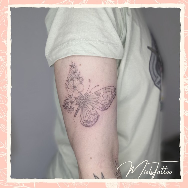 Tatuaje de MielsTattoo