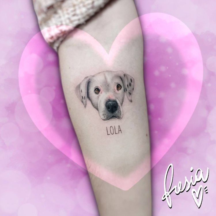 Tatuaje de Fresia Tattoo