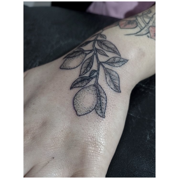 Tatuaje de Lu Carusillo / Hummingbird