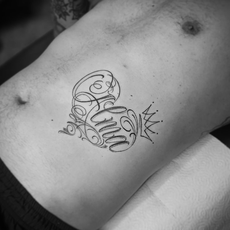 Tatuaje de Nav.Onetattoo