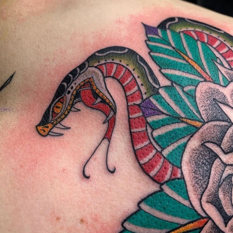Tatuaje de Nav.Onetattoo