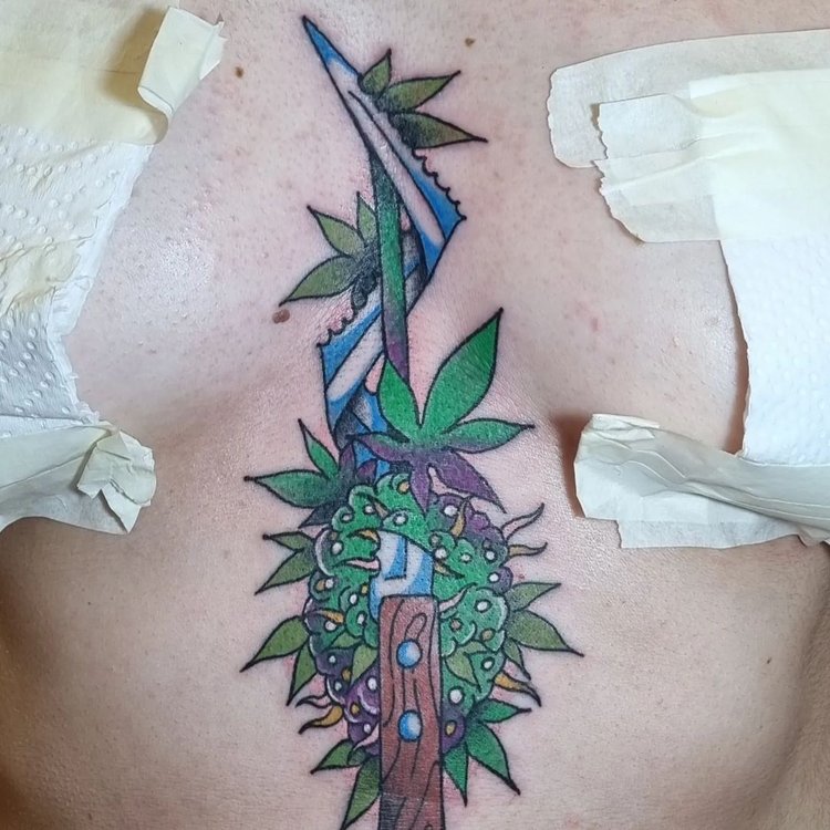 Tatuaje de Black Dharma Tattoo
