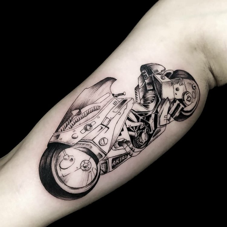 Tatuaje de Samuel Ávila