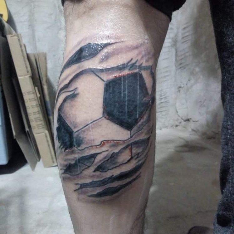 Tatuaje de Juan Gómez