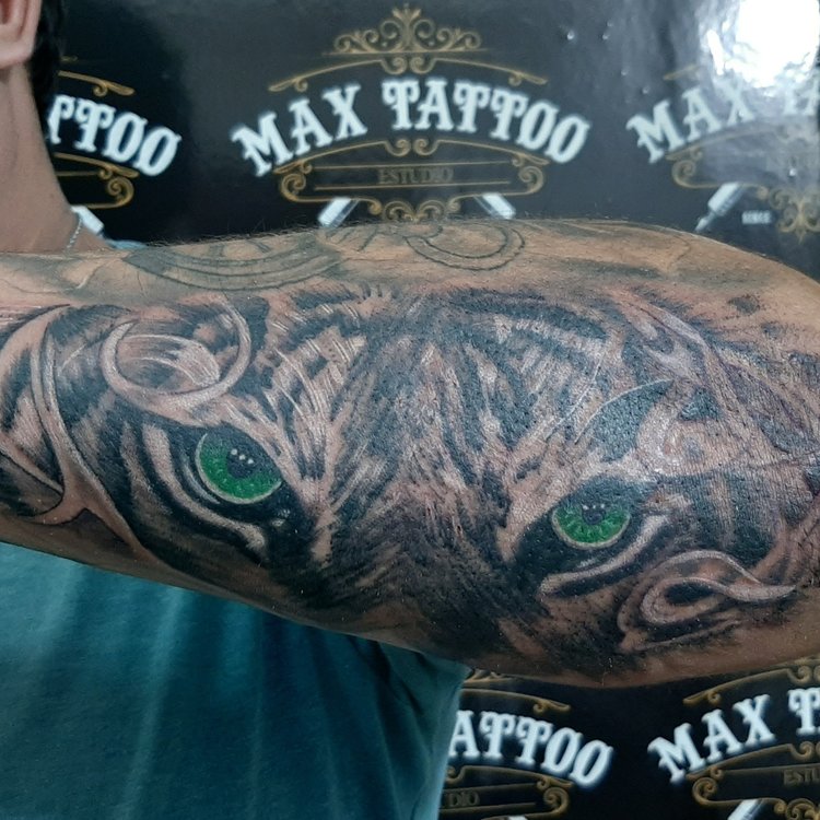 Tatuaje de Maxi Almiron
