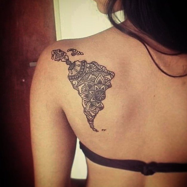 Tatuaje de Negro Adrian Tattoo
