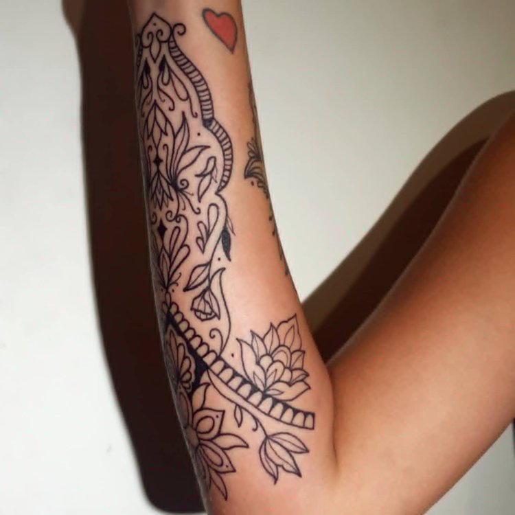 Tatuaje de N A T . T A T T