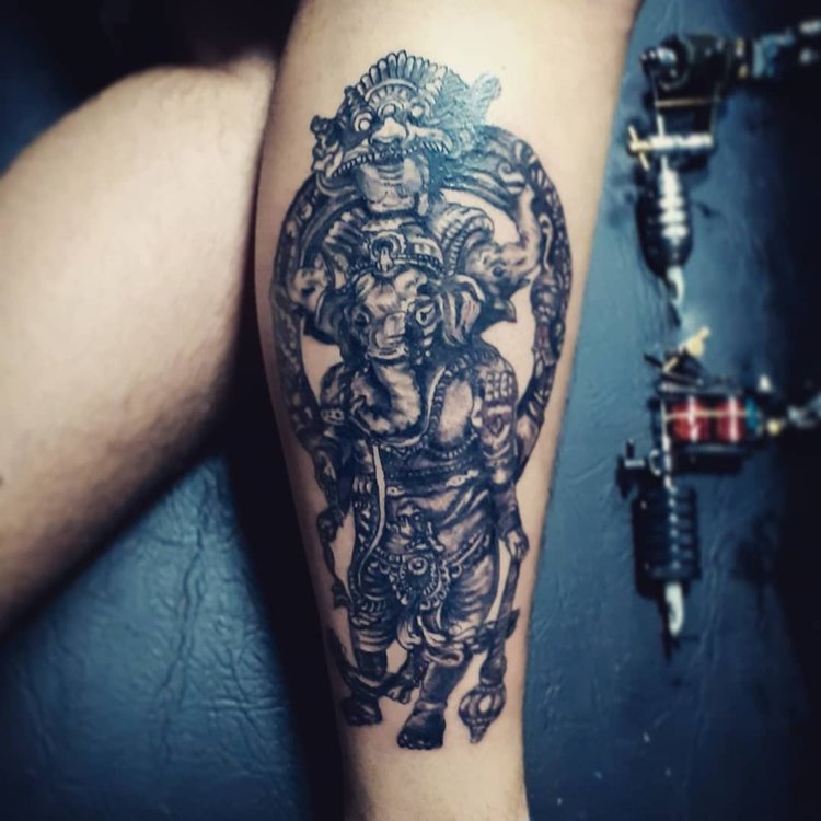 Tatuaje de Guason Tattoo
