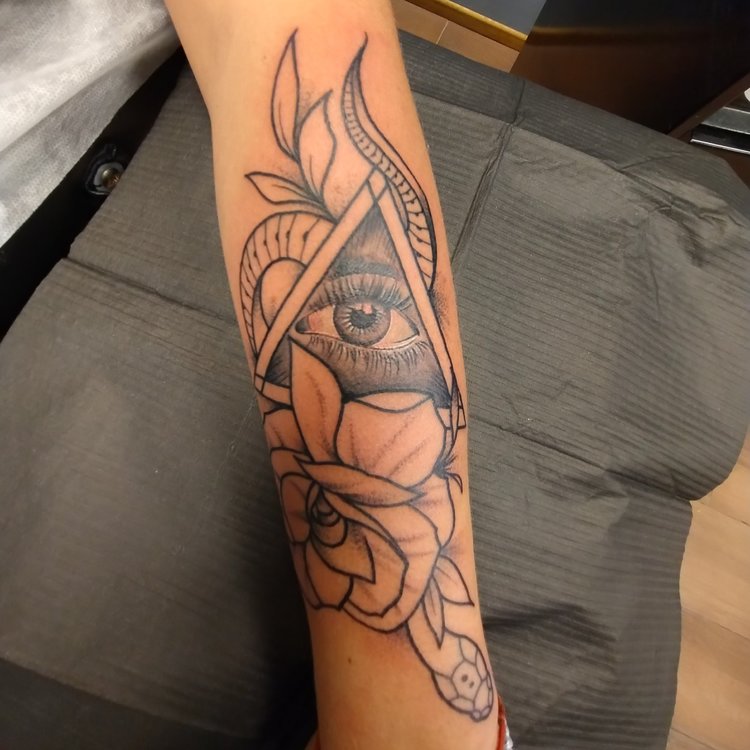Tatuaje de Nic Tolley