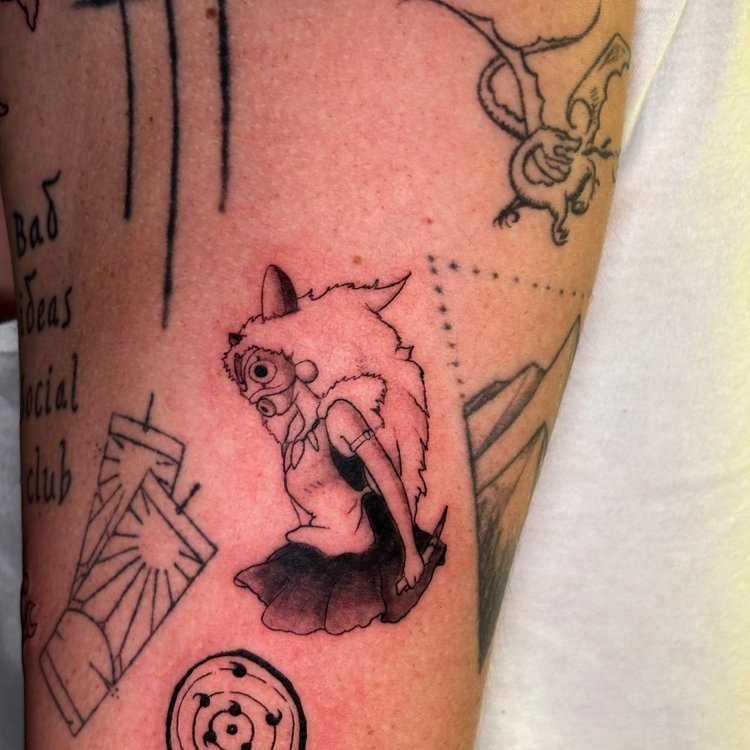 Tatuaje de Bad Ideas Social Clib