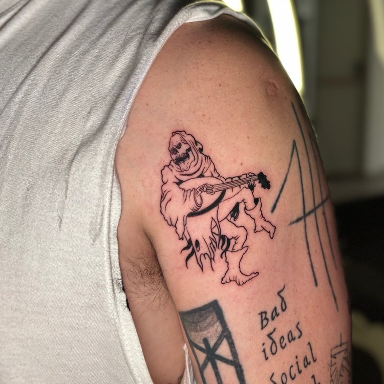 Tatuaje de Bad Ideas Social Clib