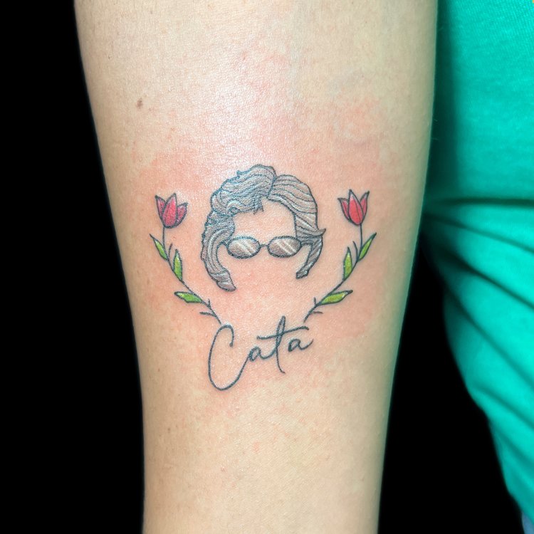 Tatuaje de Tupac Tattoo Estudio