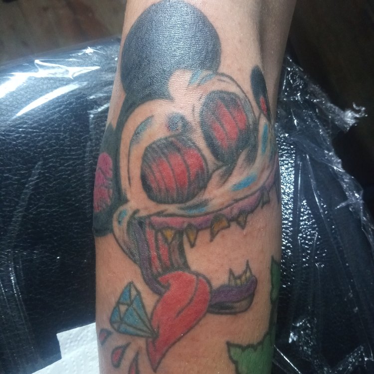 Tatuaje de Brian Ledo