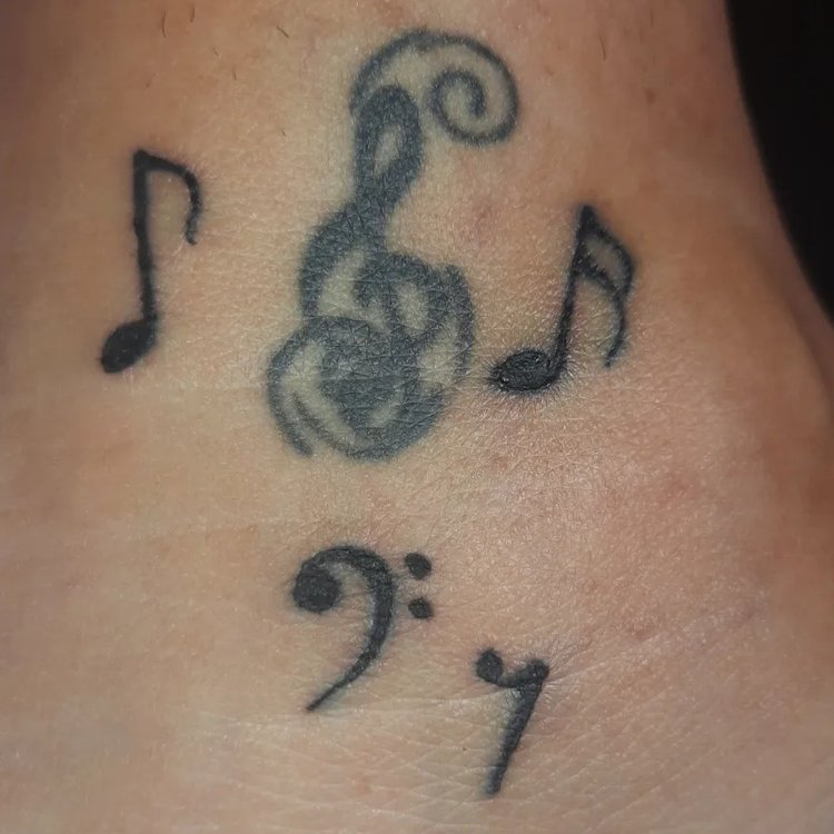 Tatuaje de BLACK DRAGON TATTOO STUDIO