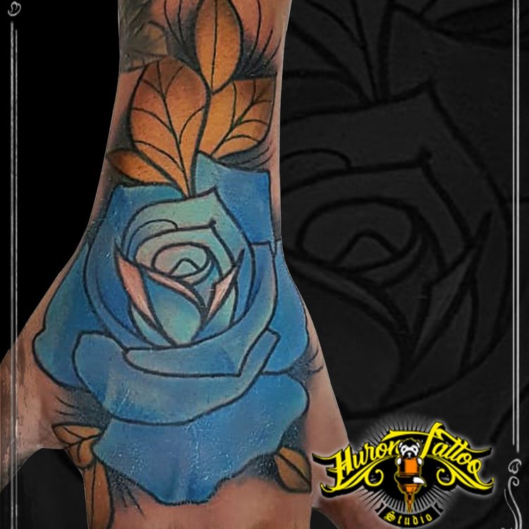 Tatuaje de HURON Tattoo