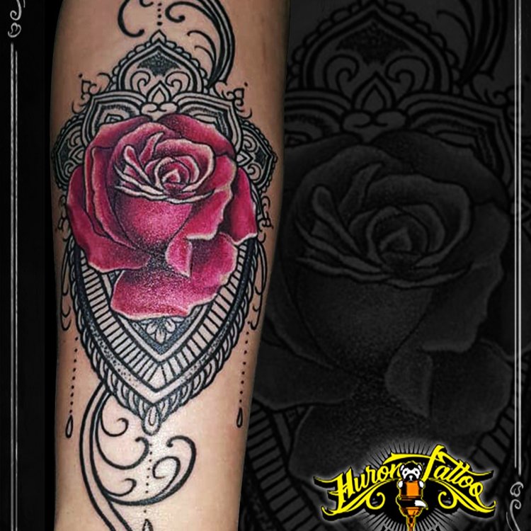 Tatuaje de HURON Tattoo