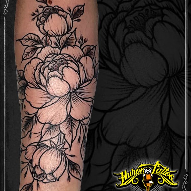 Tatuaje de HURON Tattoo