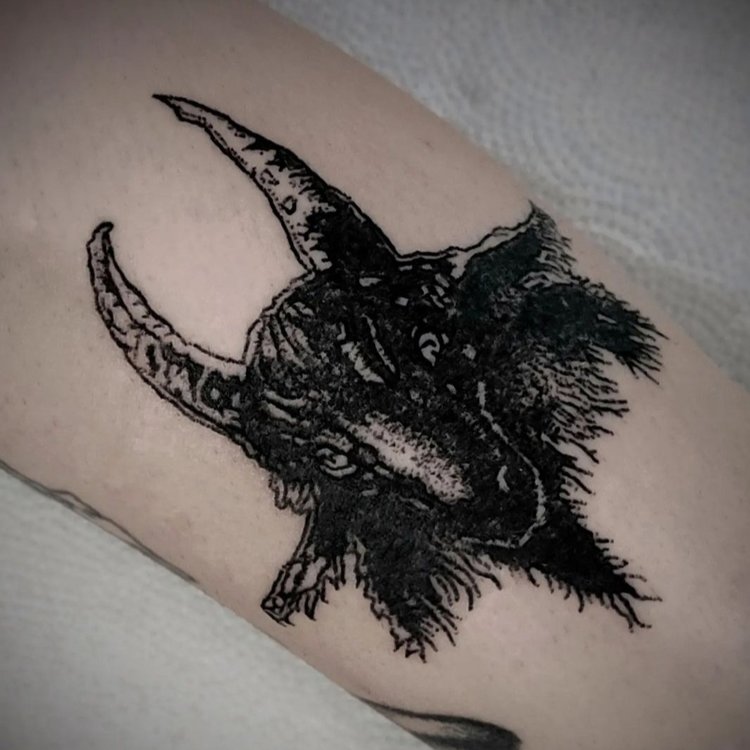 Tatuaje de Gigi Handpoke