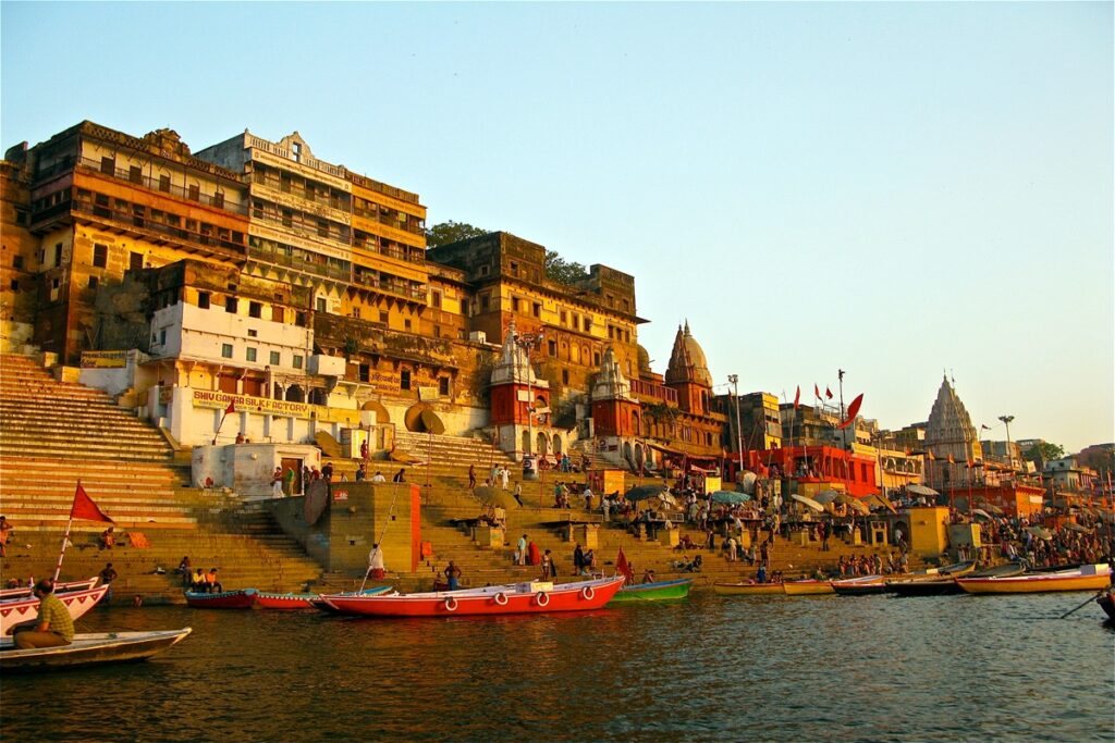 India – Tigri, Palazzi, Ghat