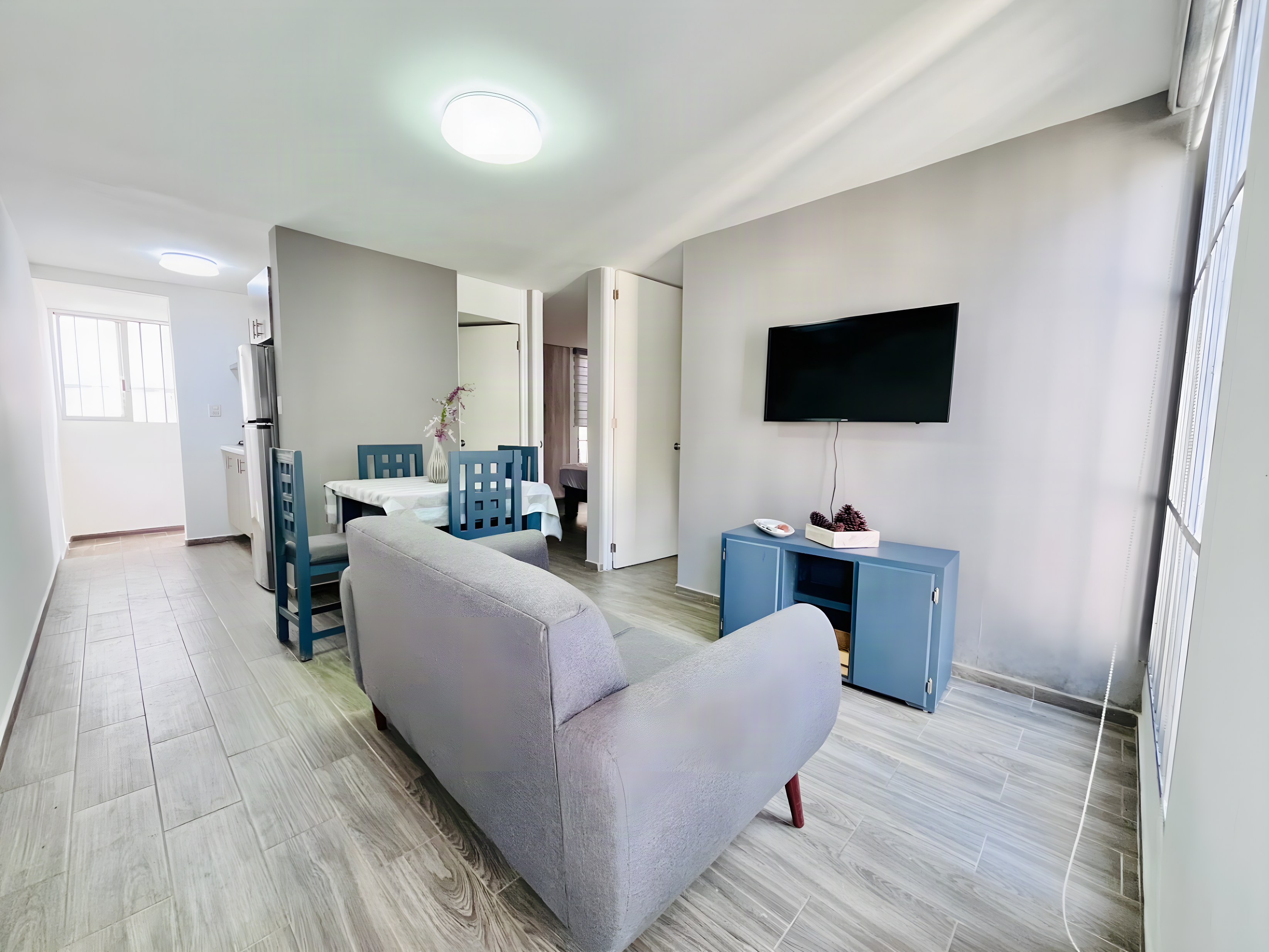 Departamento en Villas Tropicana | Alberca imagen 2
