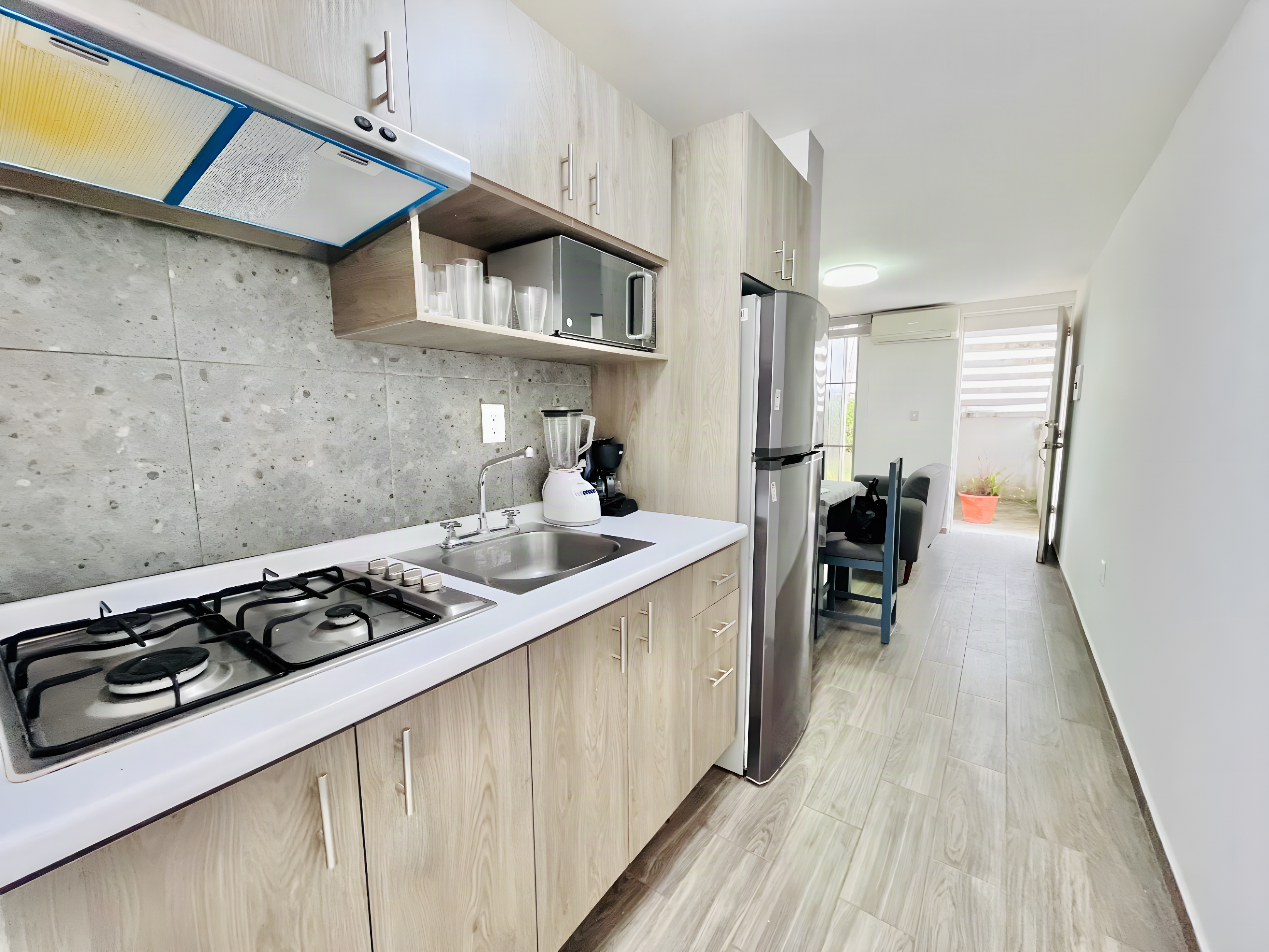 Departamento en Villas Tropicana | Alberca imagen 4