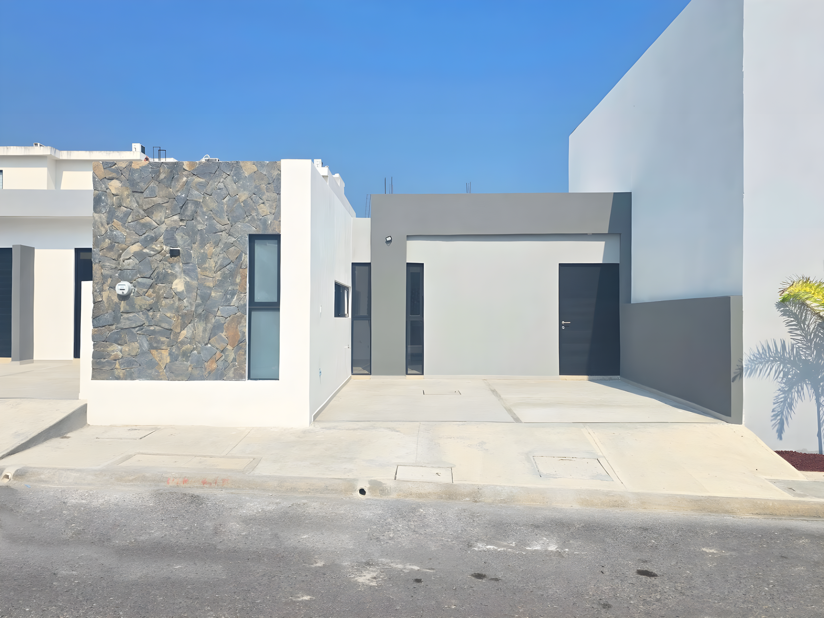 Casa en Lomas de La Rioja | Alberca privada