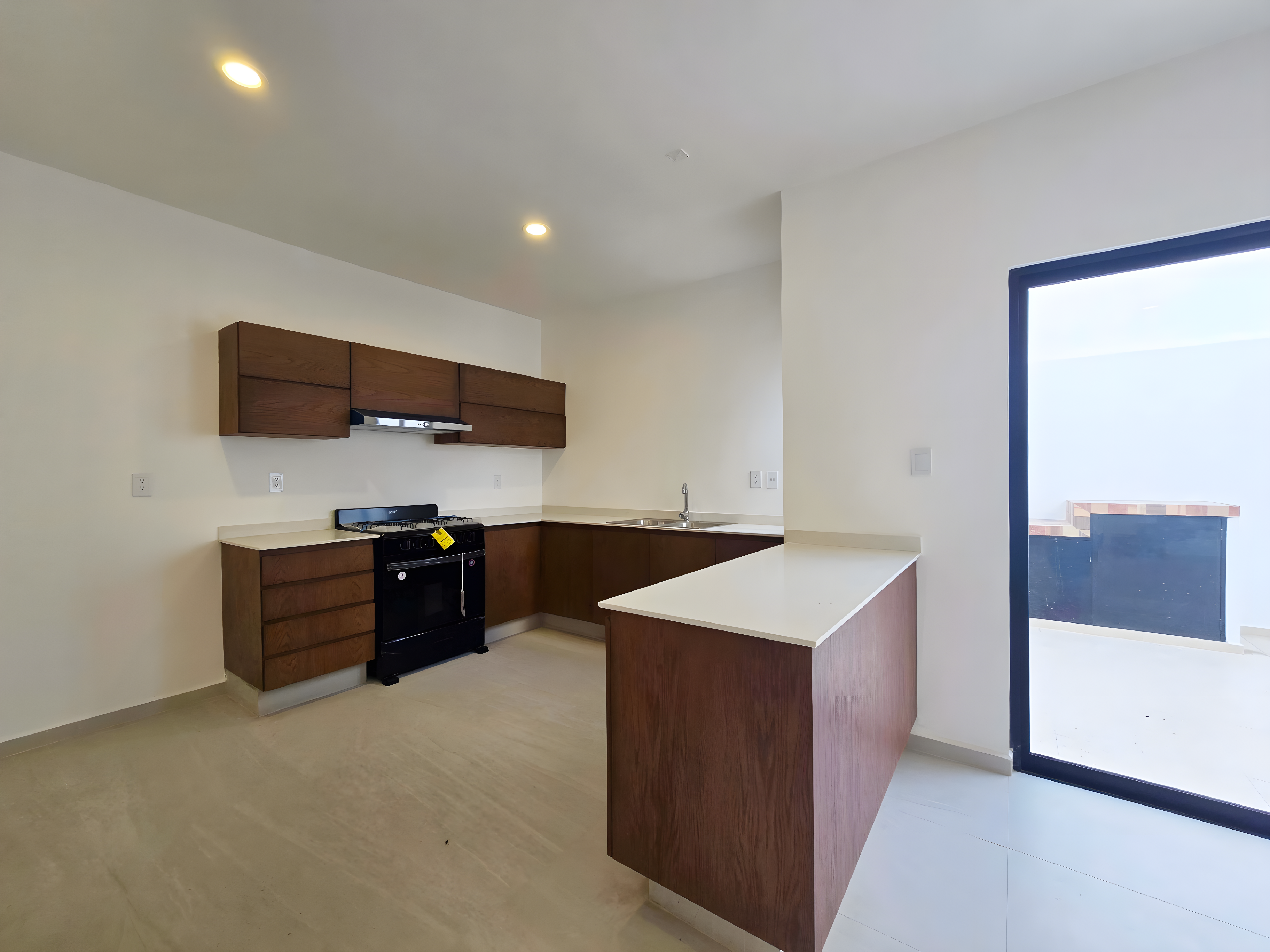 Casa en Lomas Residencial | Habitación en planta baja con alberca privada imagen 2