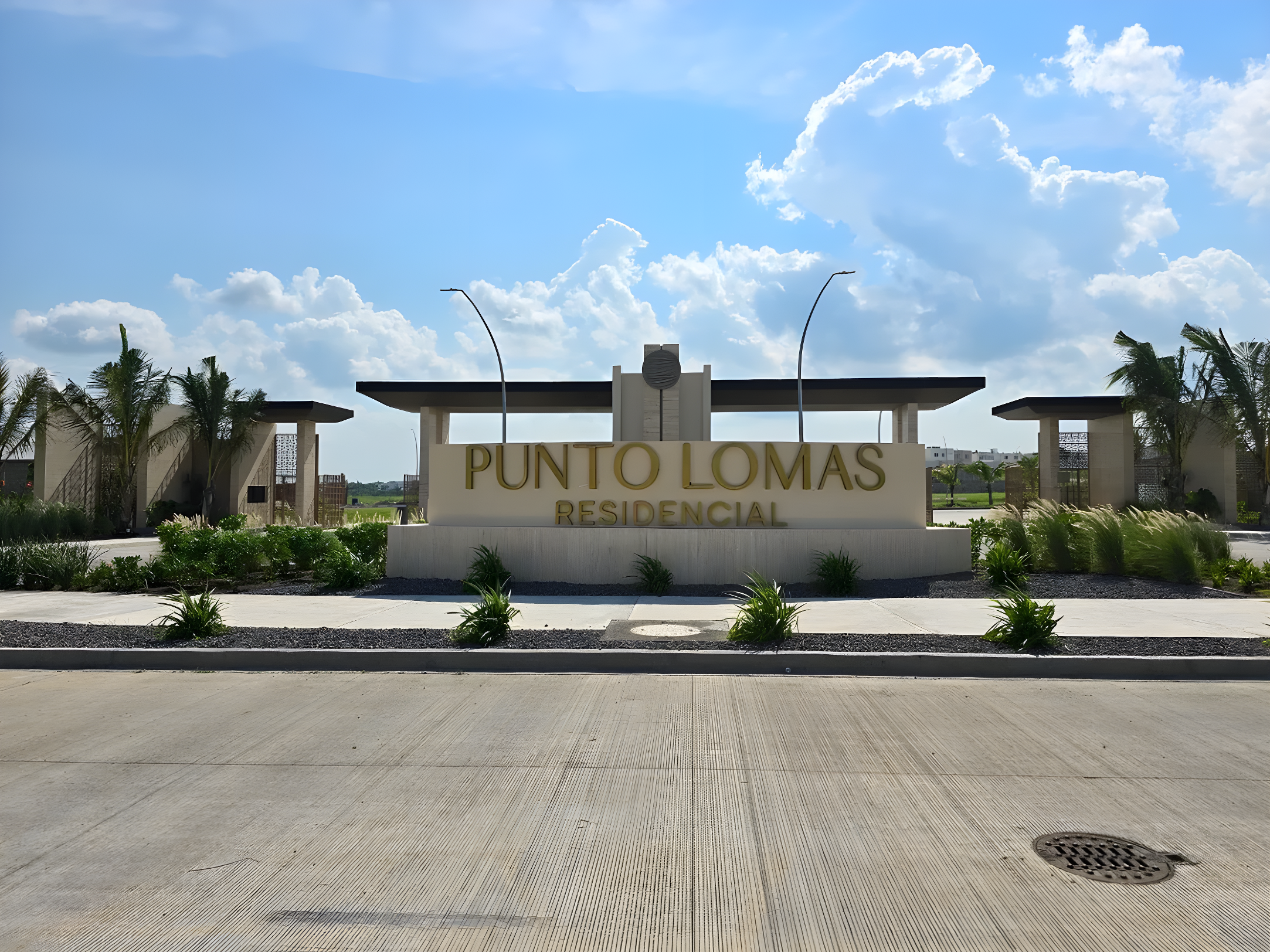 Casa en Punto Lomas Residencial | Jardín interior con alberca privada imagen 2