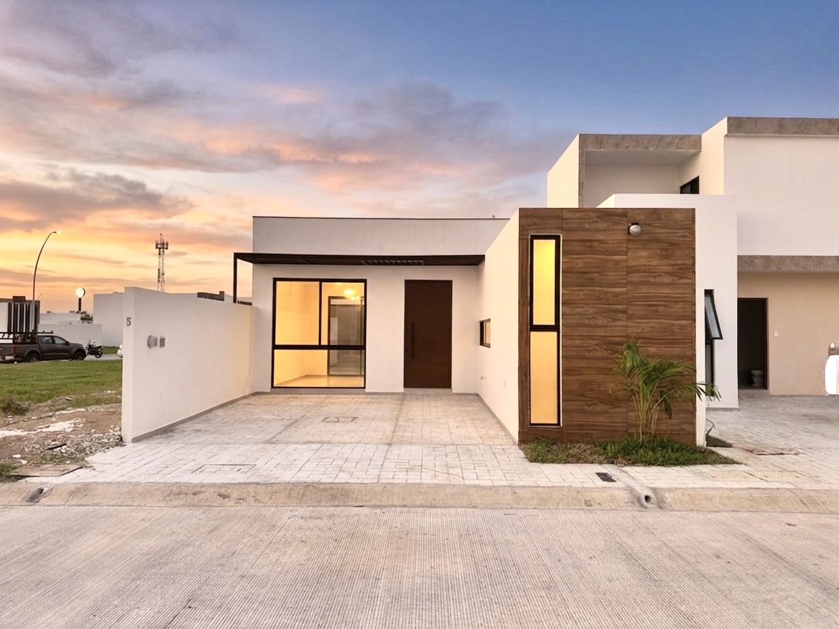 Casa en venta en Punto Lomas Residencial, Alvarado