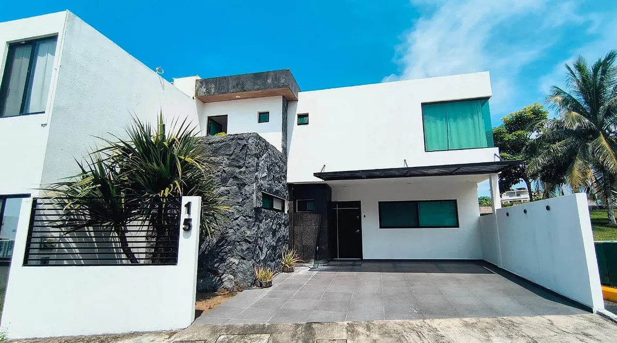 Casa en venta en Fracc. Lomas de la Rioja, Alvarado, Veracruz