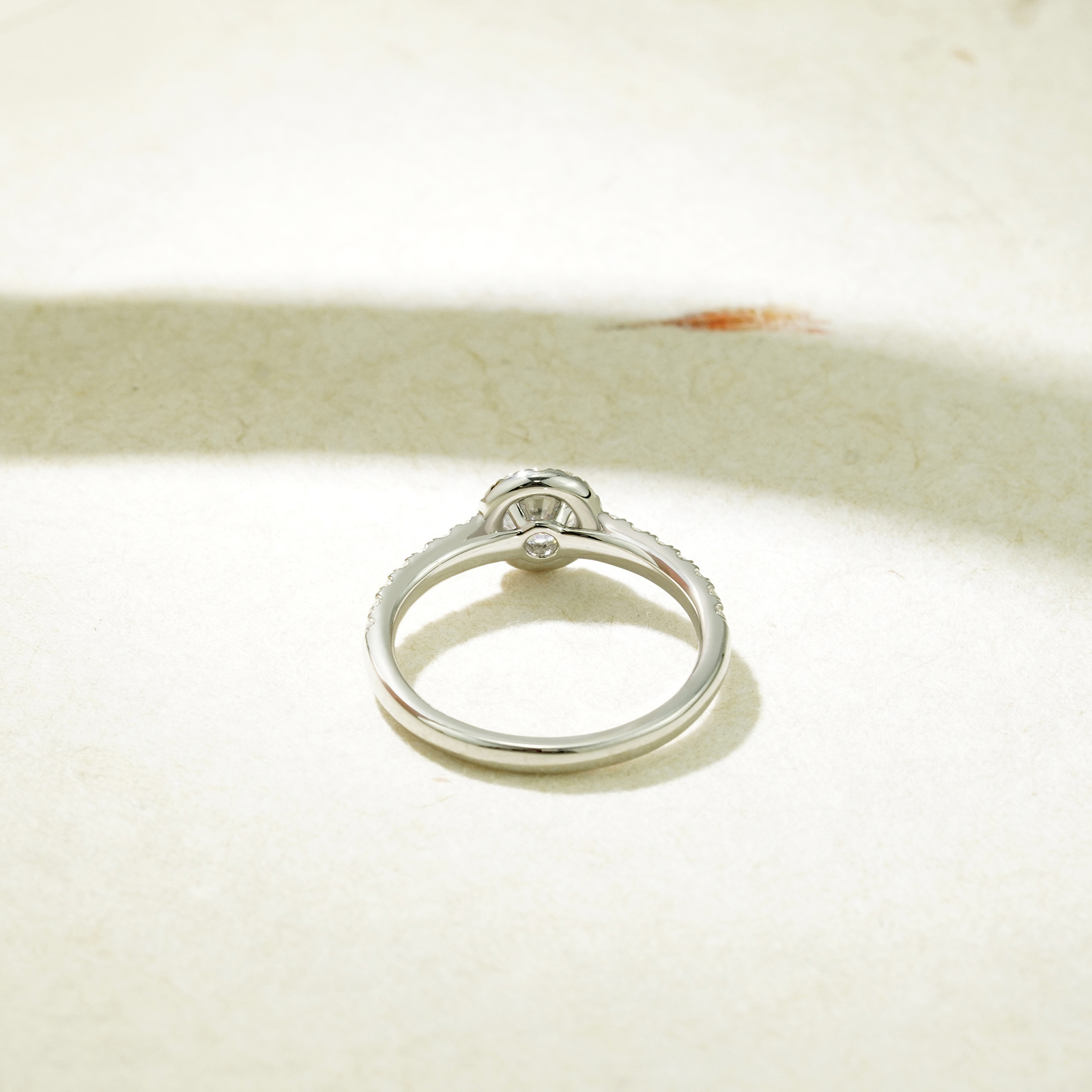 ラボグロウンダイヤモンド ヘイローリング|0.3ct センター 全29石 S925 B1227の作品画像