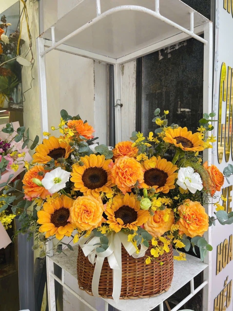 Yellow 01