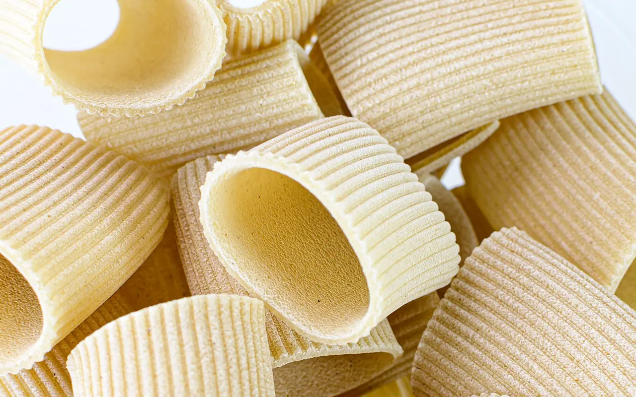 Pâtes artisanales Mezze maniche de blé ancien Senatore Cappelli - Levrano D'Aquino, paquet de 500 grammes