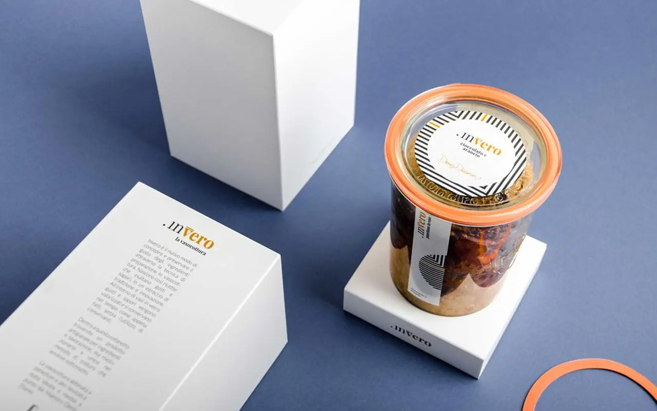 Panettone artisanal au caramel salé, figues et pacanes - Invero, pack. 250 gr.