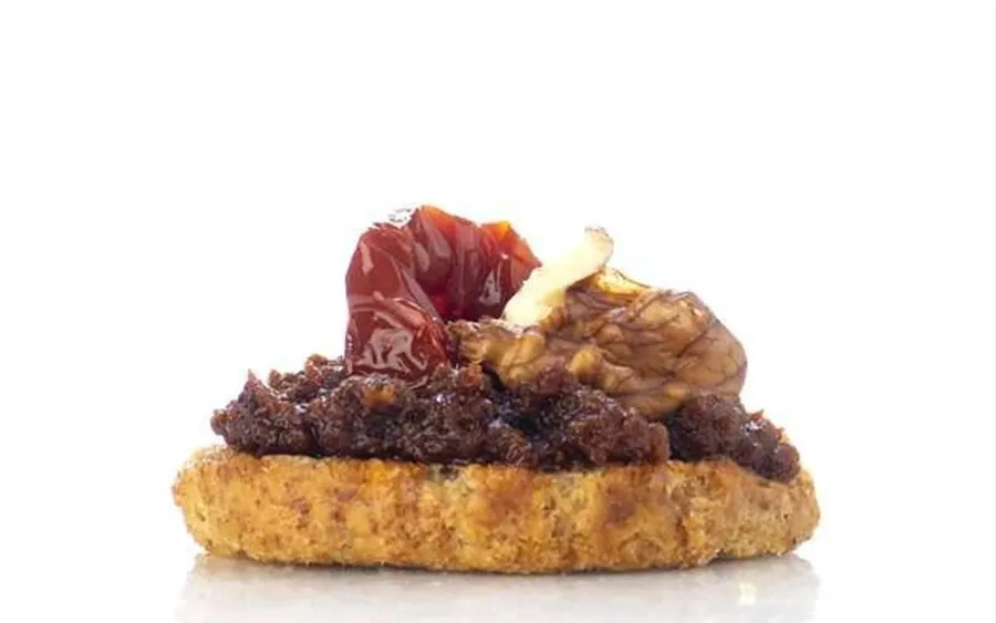 Pâté artisanal tomates et noix - Pack gourmandise Daidone. 180 grammes