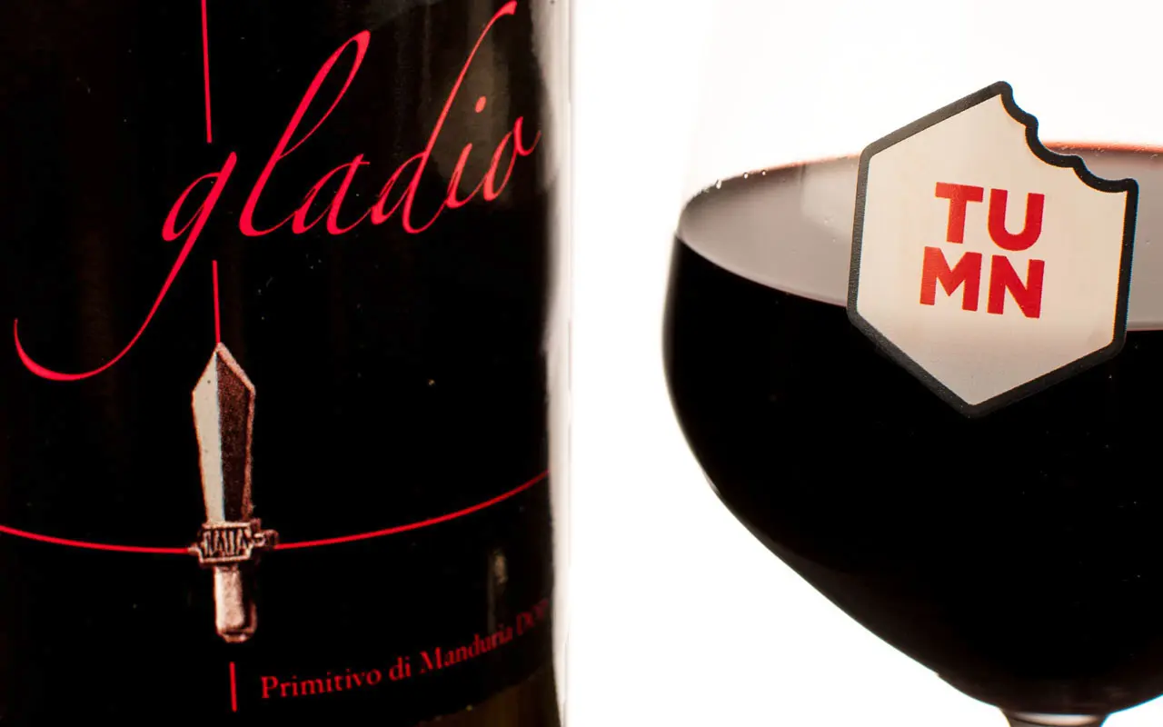 Primitivo Rotwein aus Manduria Gladio Jahrgang 2016 vol. 16% - Cooperativa agricola Bosco, 750 ml Flasche