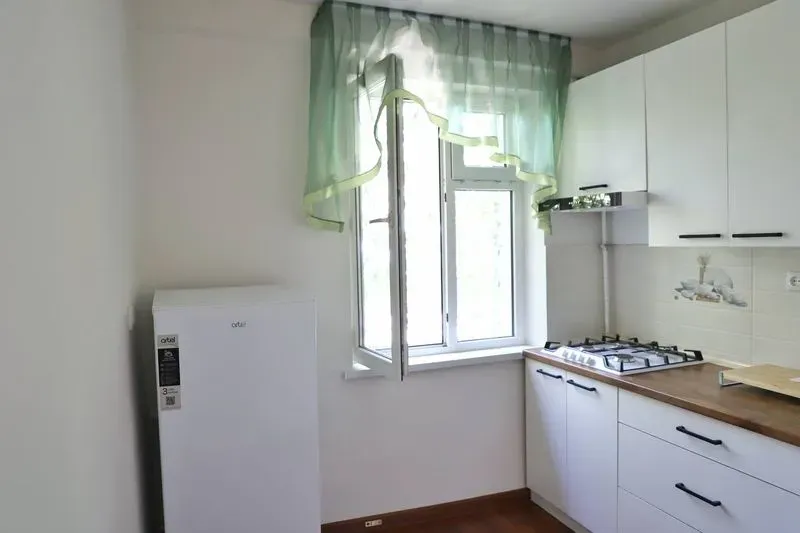 ЦУМ 2-х комнатная  Метро Ойбек ,Космонавтов - Mobile 8