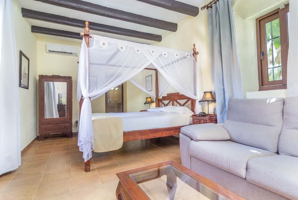HOTEL CORTIJO DE ZAHARA (ATLANTERRA)