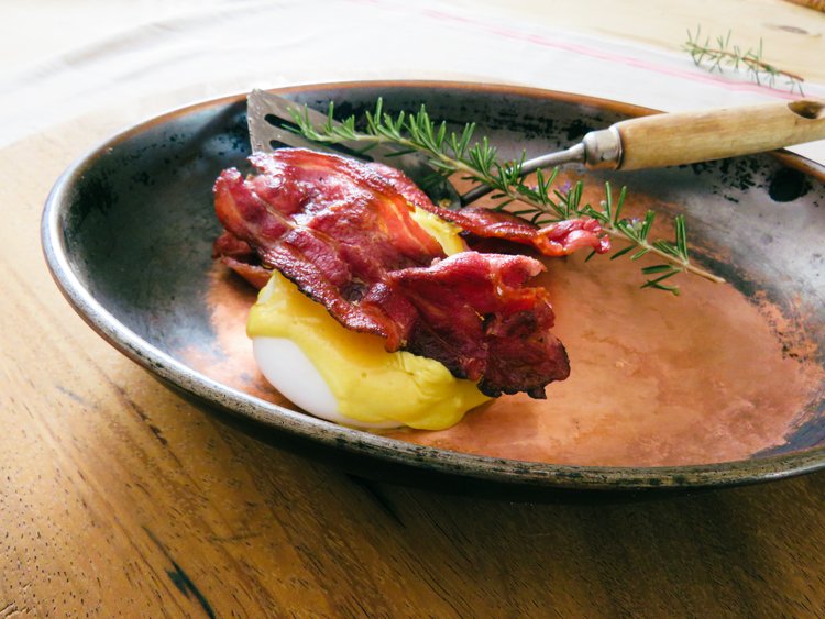 Highland Castle Farms Frozen Streaky Bacon